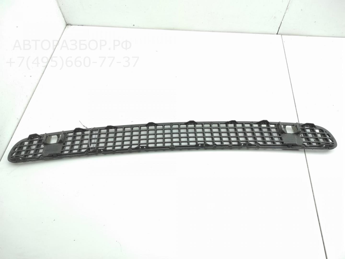 Решетка в капот