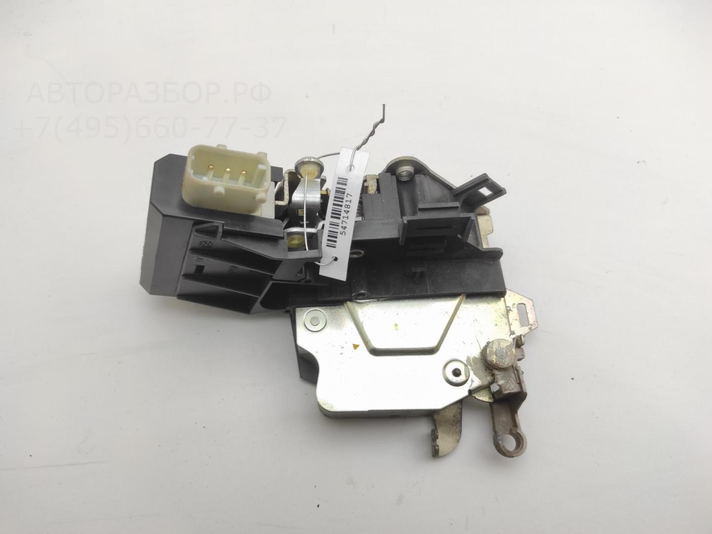 Замок двери передней правой