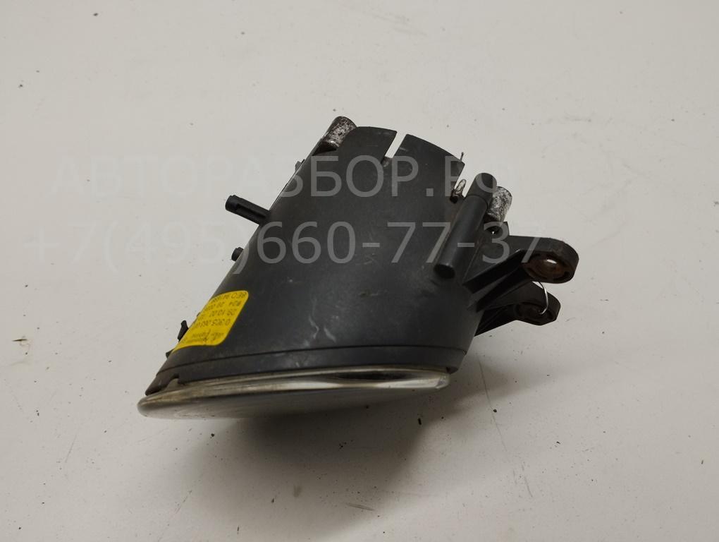 Фара противотуманная левая