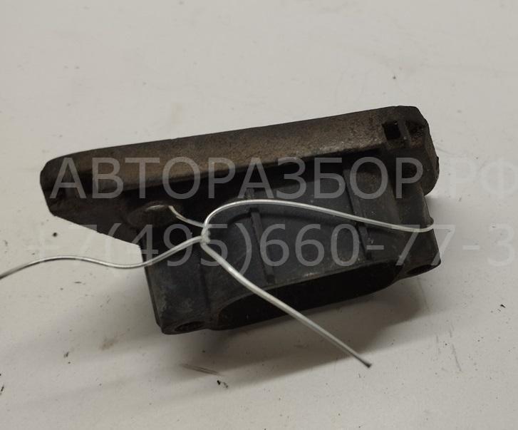 Кронштейн (сопут. товар)