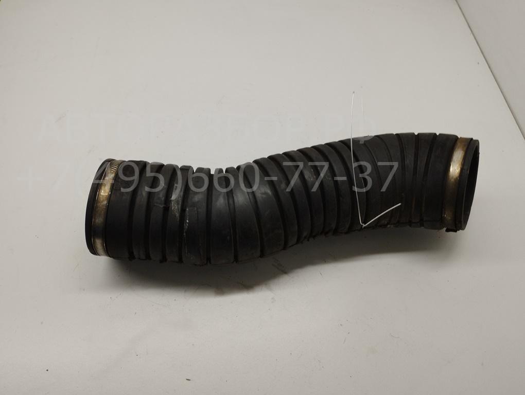 Патрубок воздушного фильтра