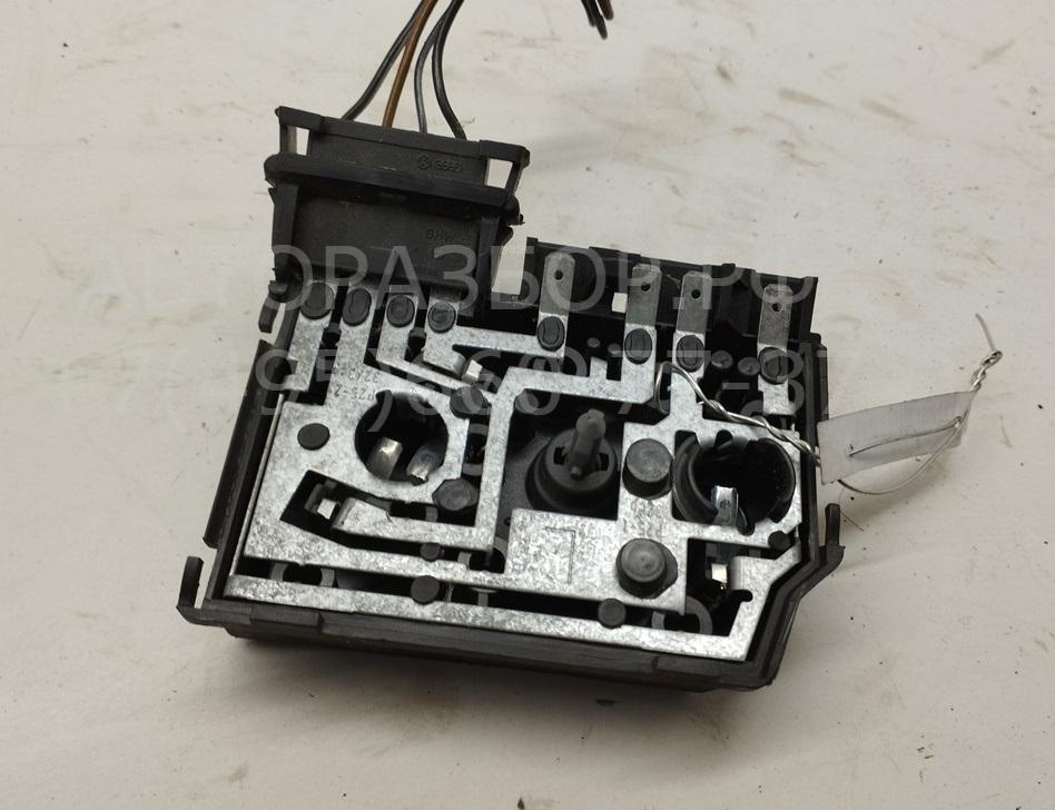 Плата заднего фонаря левого