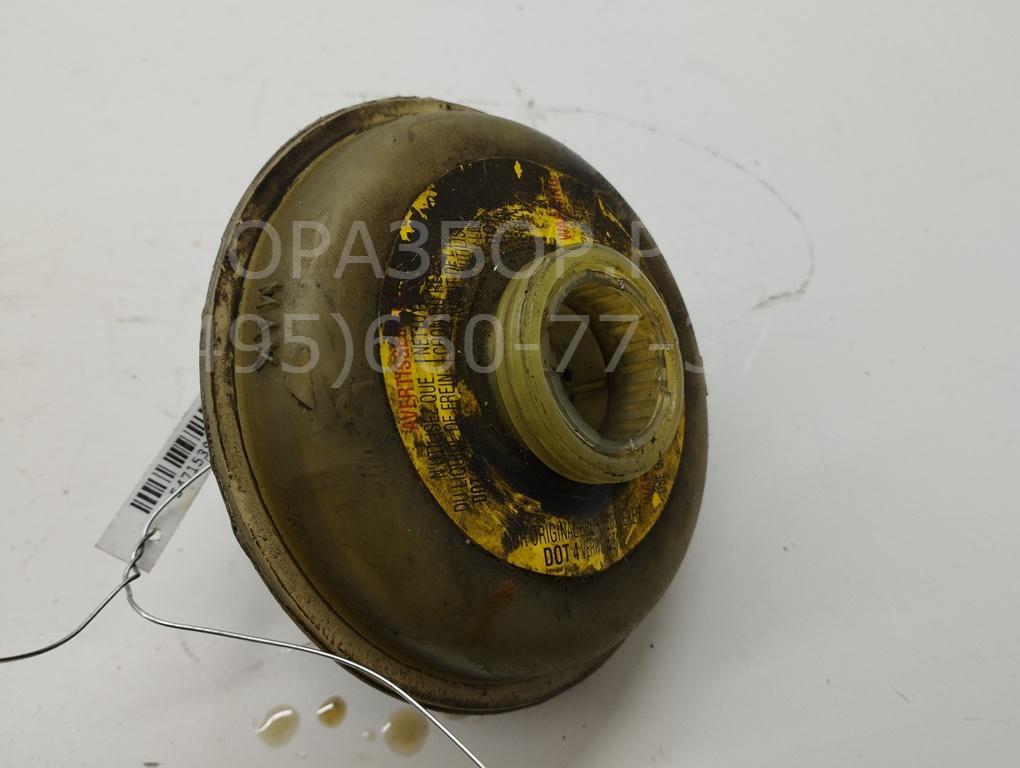 Бачок главного тормозного цилиндра