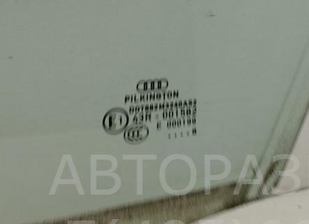 Стекло двери передней левой