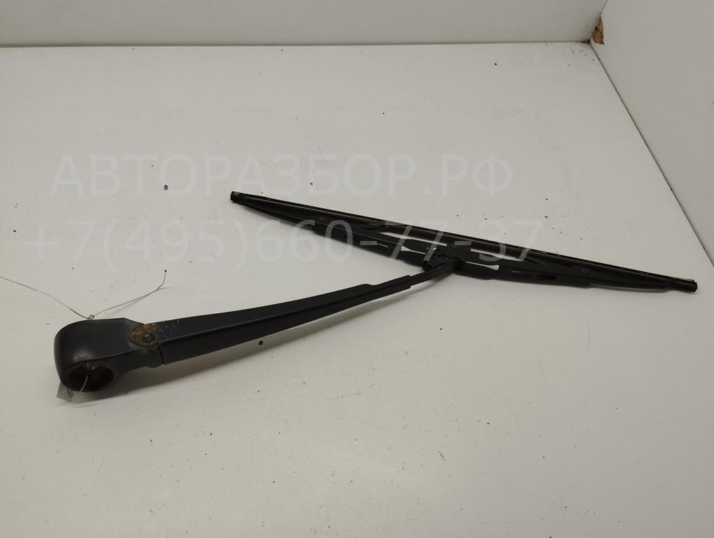 Поводок стеклоочистителя заднего