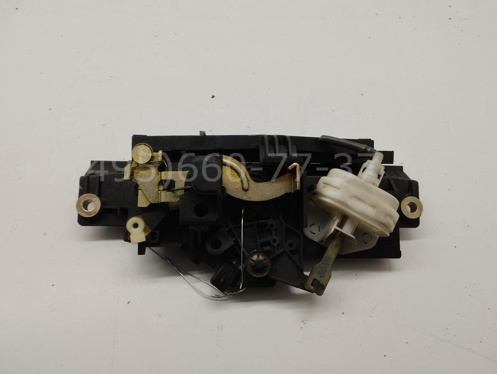 Ручка двери багажника наружная