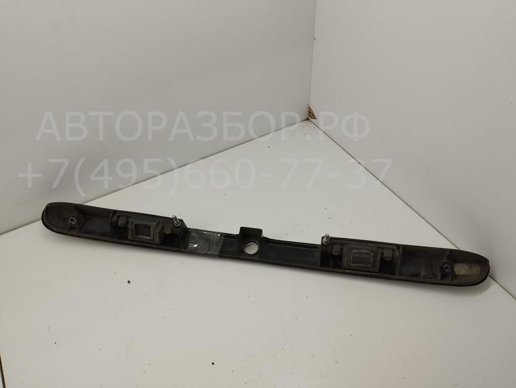 Накладка крышки багажника