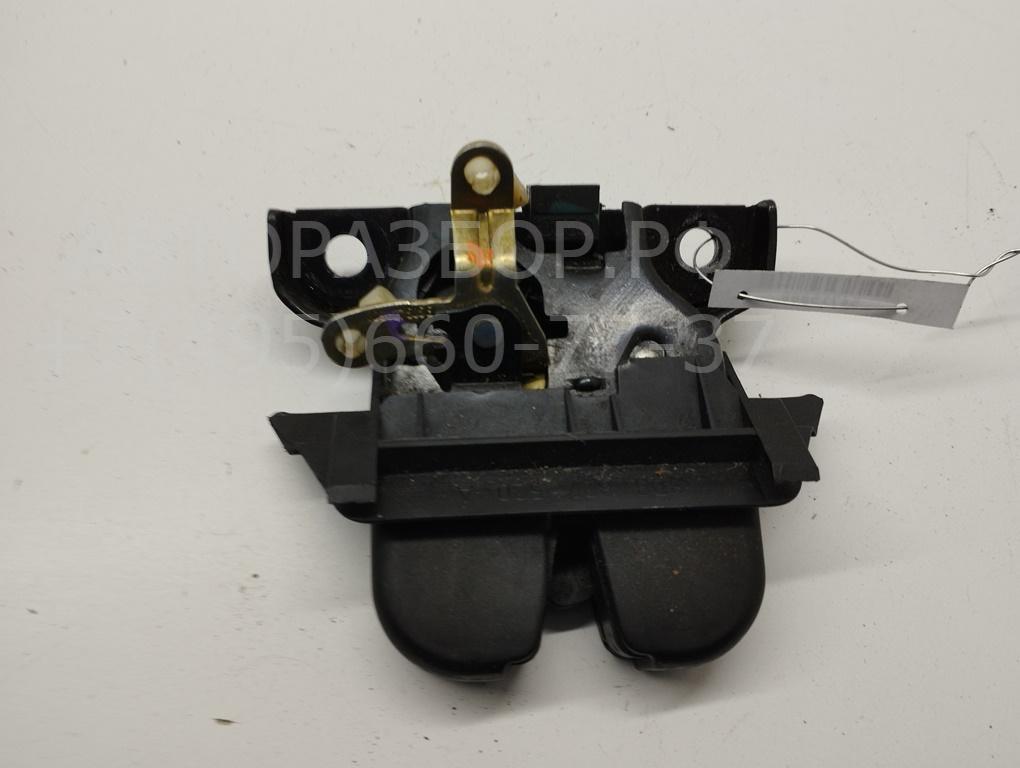 Замок багажника