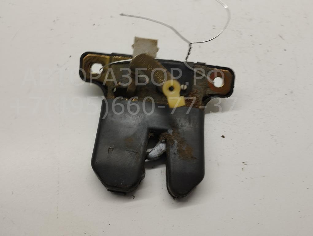 Замок багажника