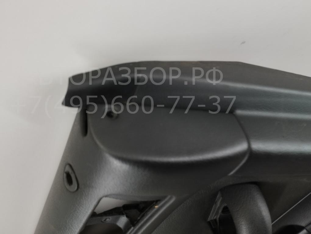 Обшивка двери задней левой