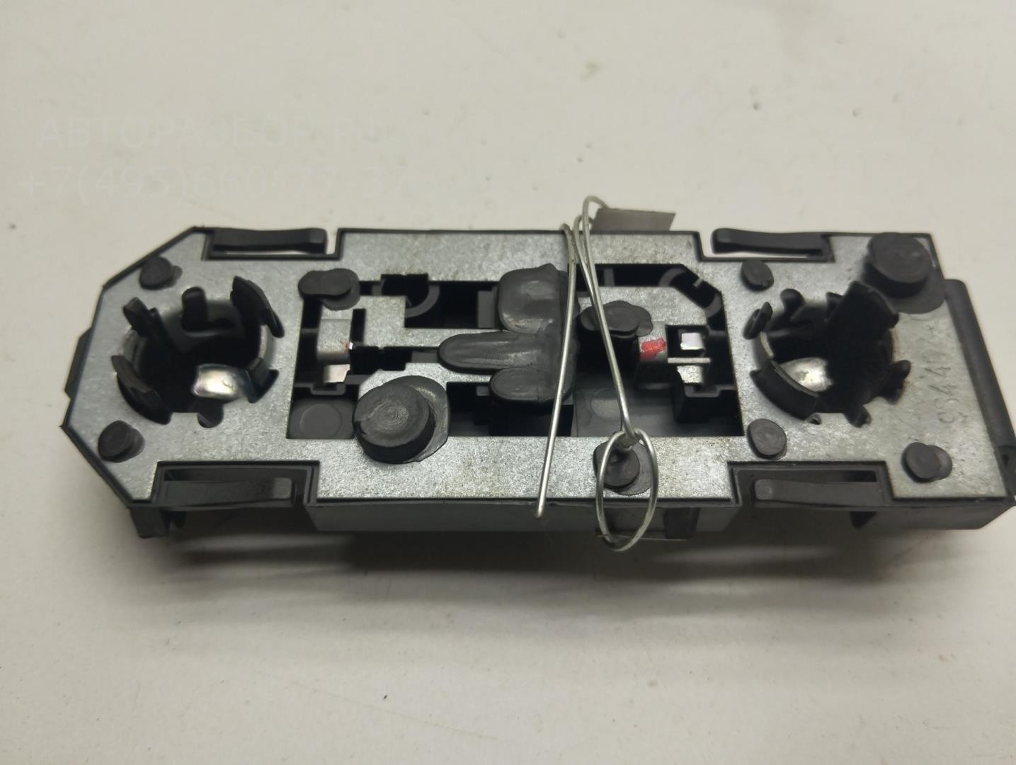 Плата заднего фонаря левого