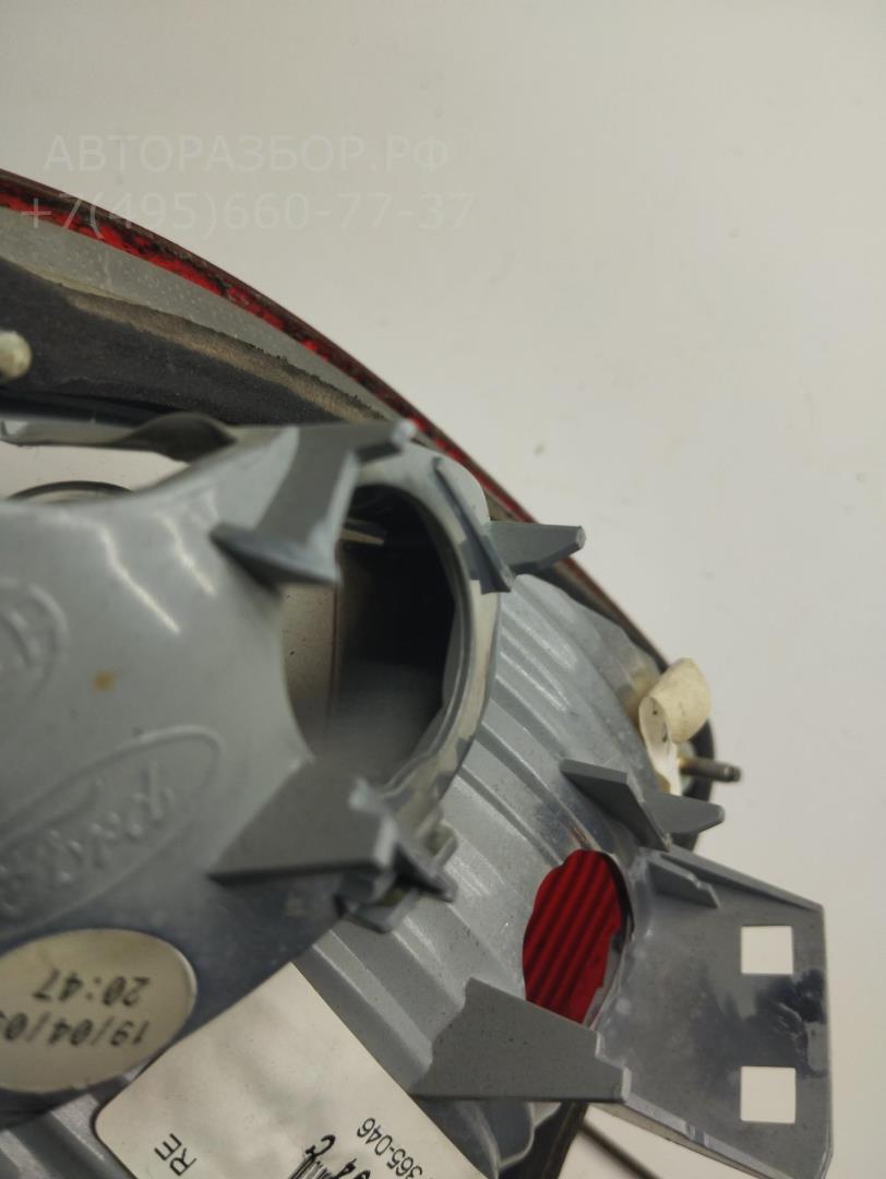 Фонарь задний внутренний правый