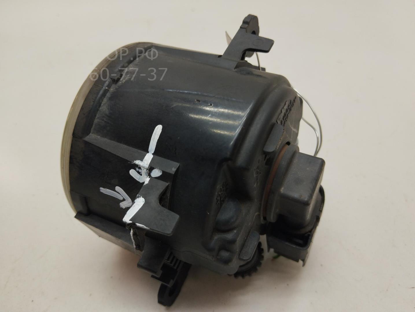 Фара противотуманная правая