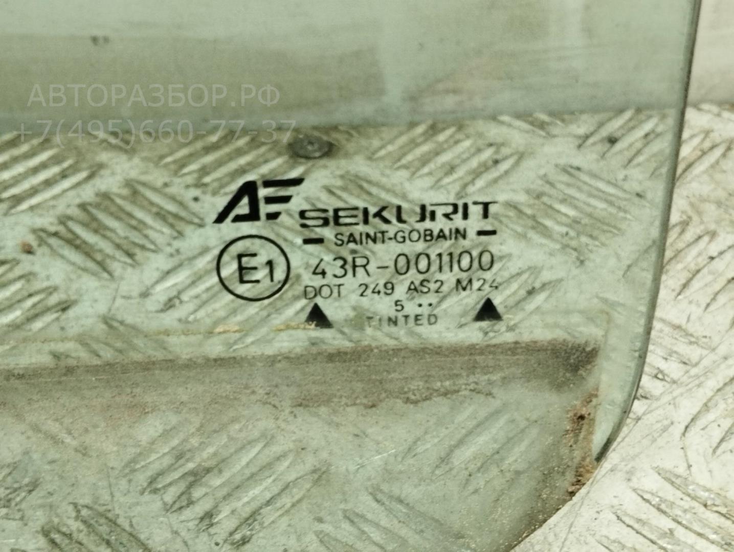 Стекло двери задней левой