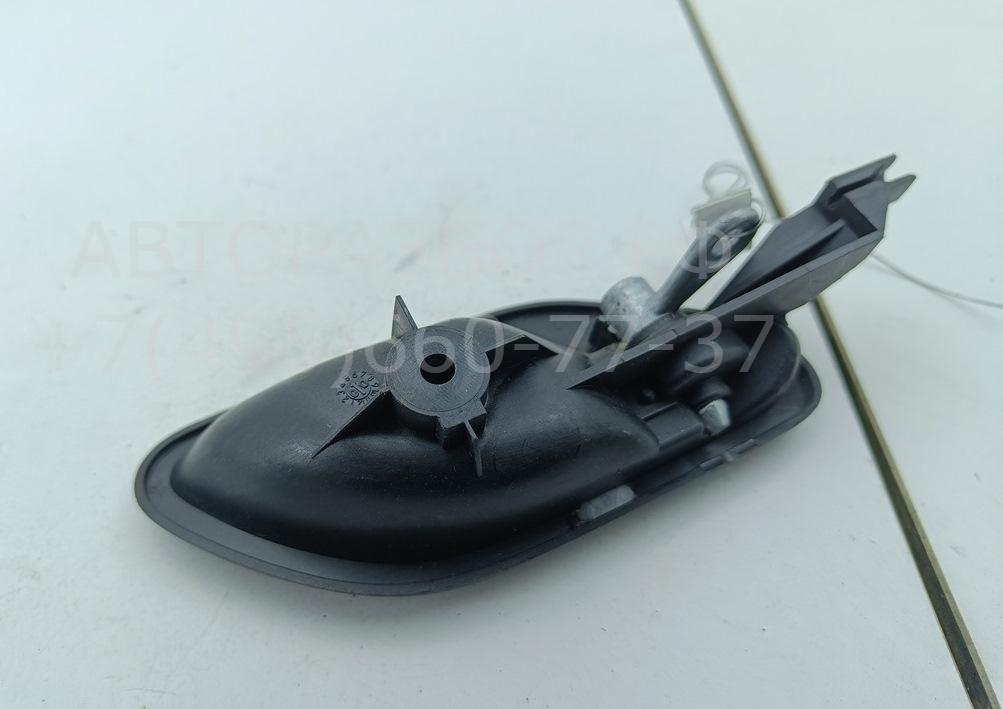 Ручка двери задней внутренняя левая