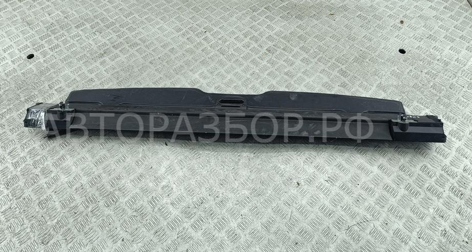 Шторка багажника