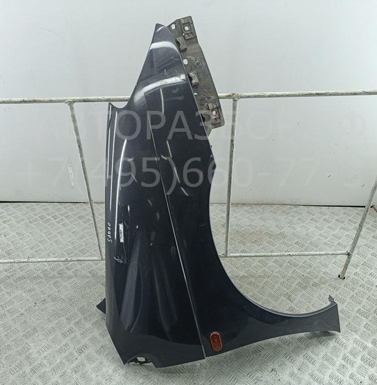 Крыло переднее правое