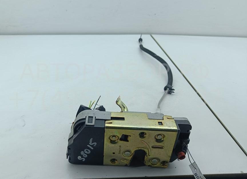 Замок двери задней правой