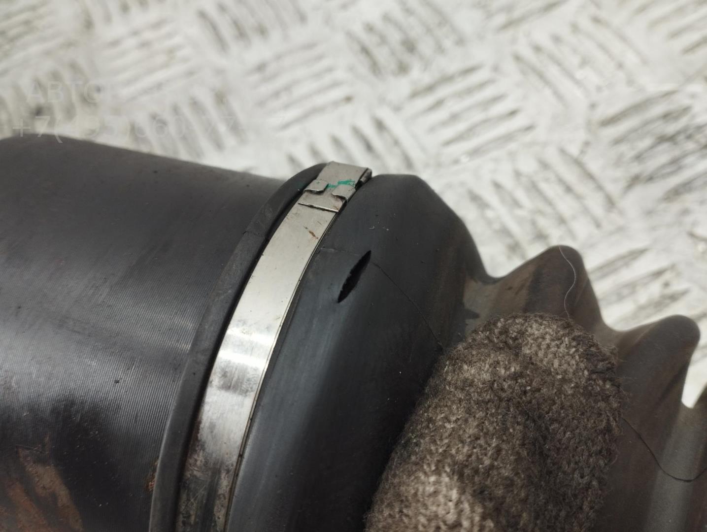 Полуось передняя правая