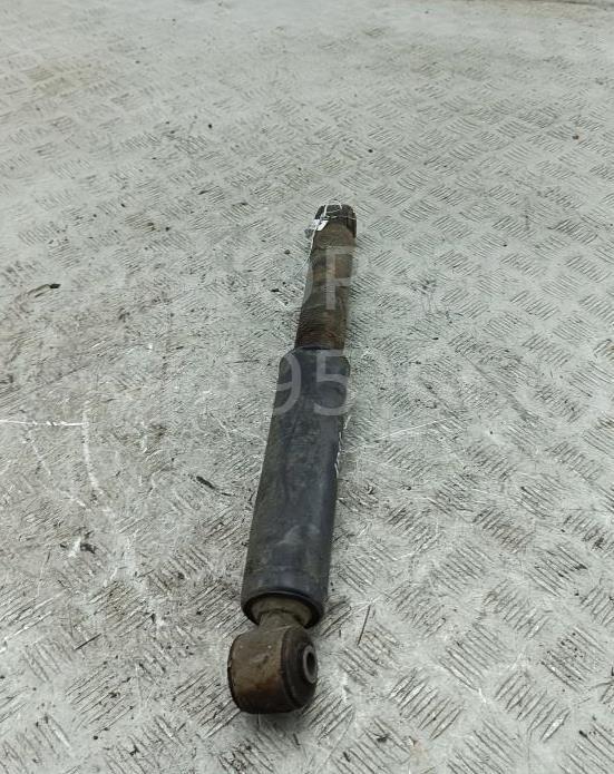 Амортизатор задний правый