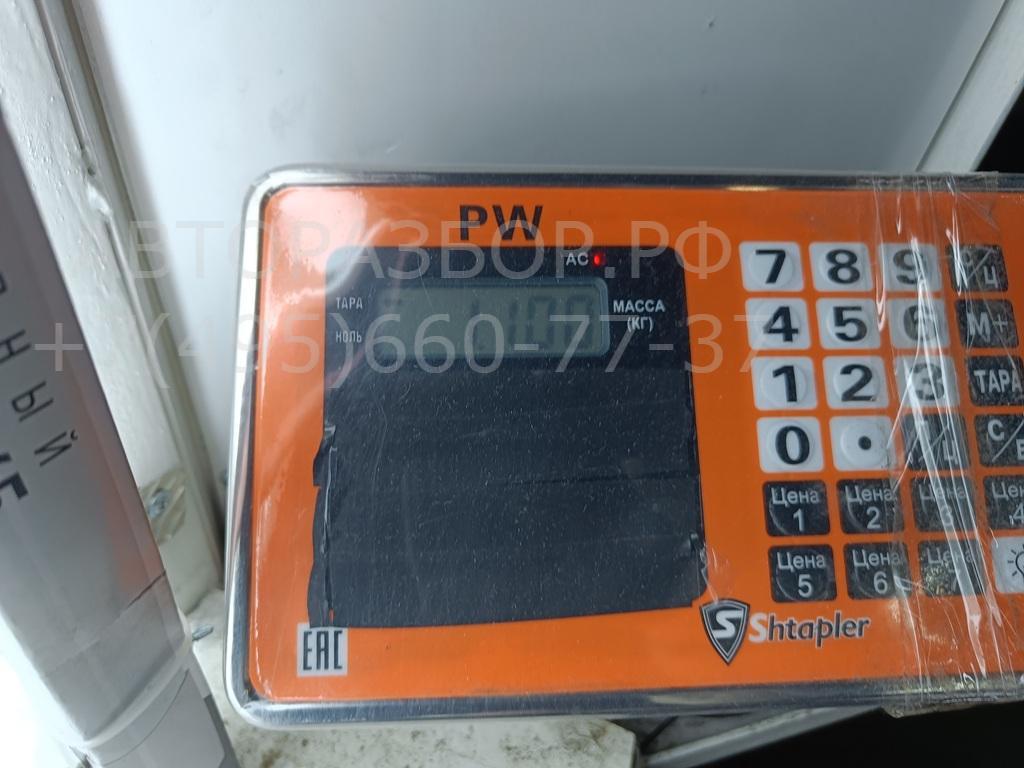 Петля двери