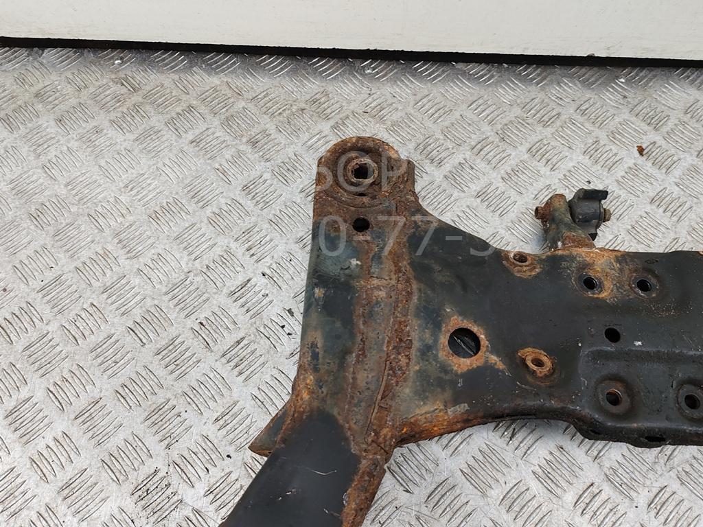 Балка подмоторная