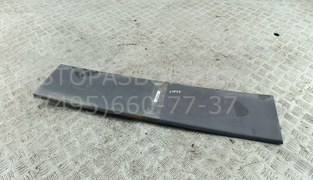 Накладка двери задней правой