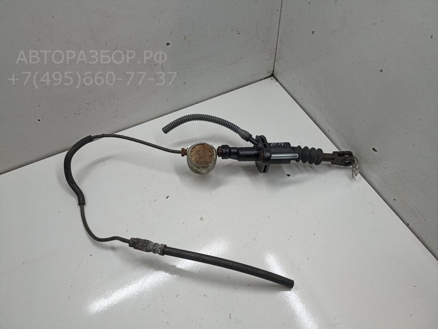 Цилиндр сцепления главный