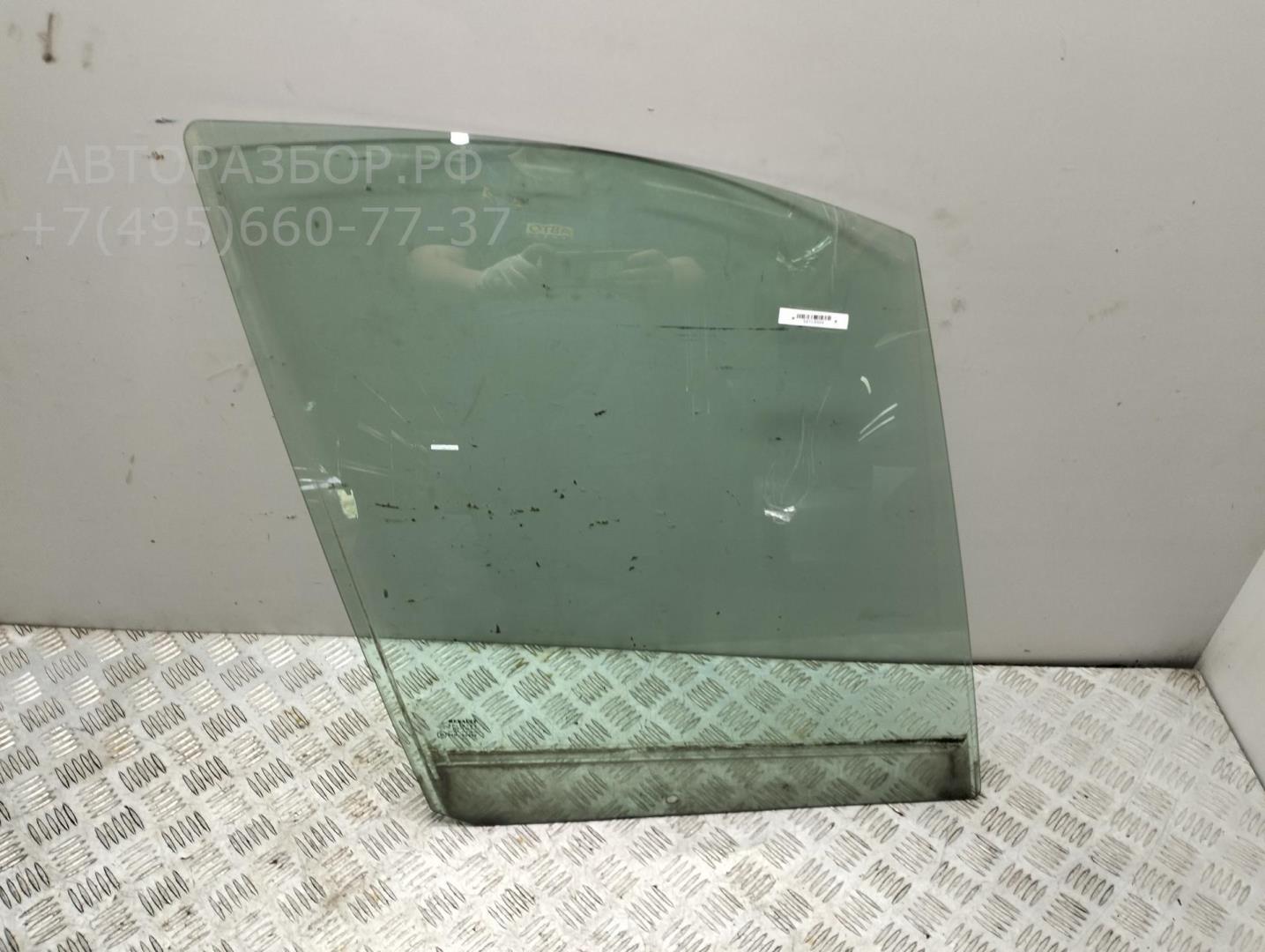 Стекло двери передней правой