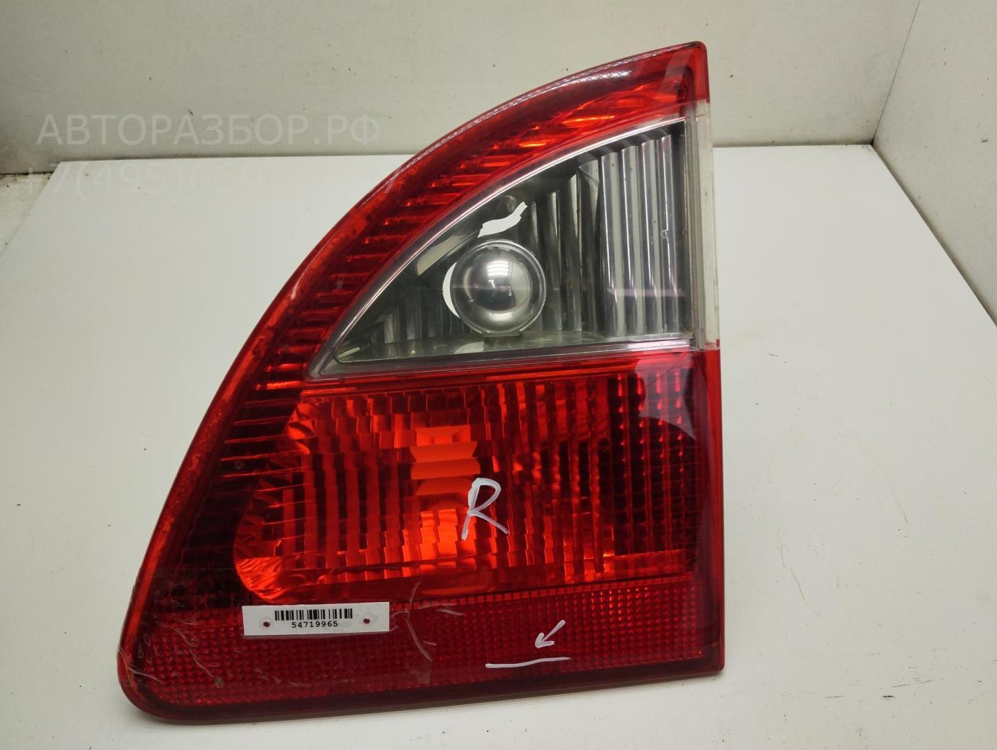 Фонарь задний внутренний правый