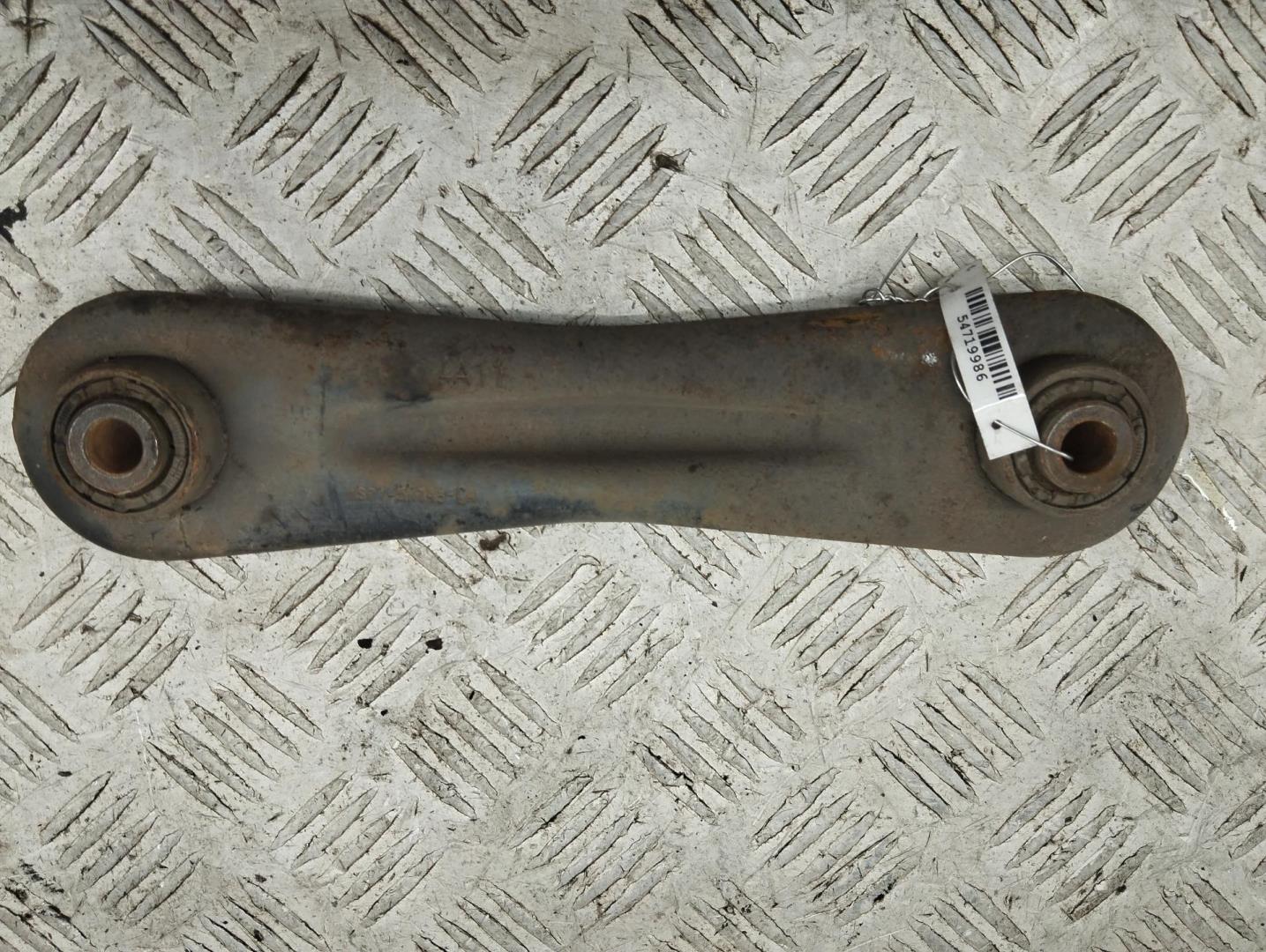 Рычаг задний левый