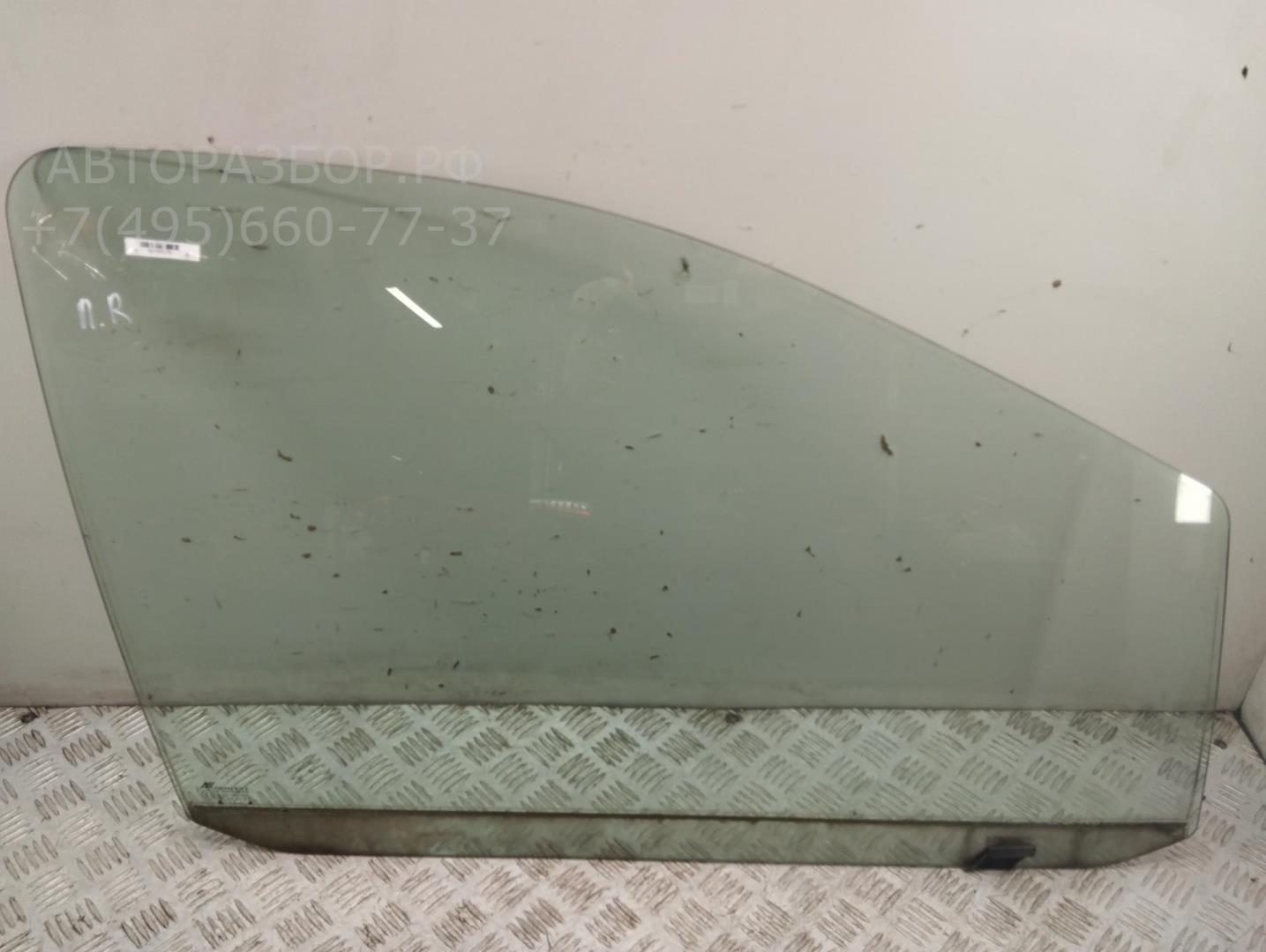 Стекло двери передней правой