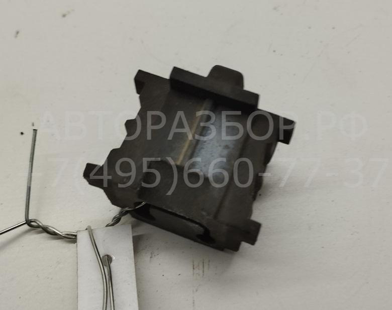 Кронштейн радиатора