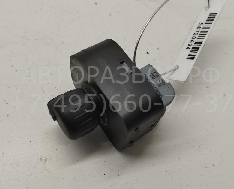 Кнопка регулировки зеркала