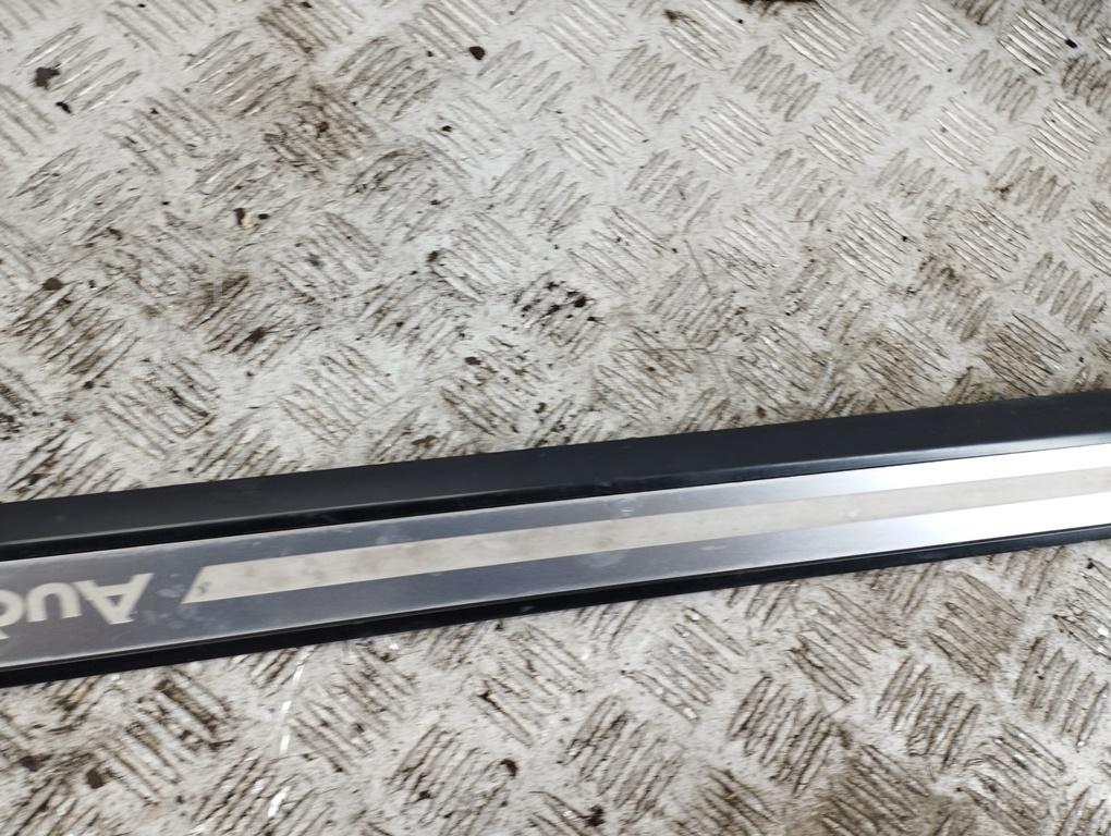 Накладка порога (внутренняя)