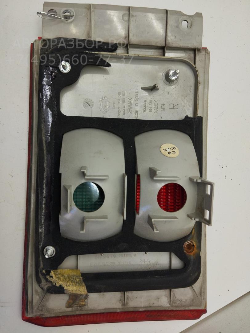 Фонарь задний внутренний правый