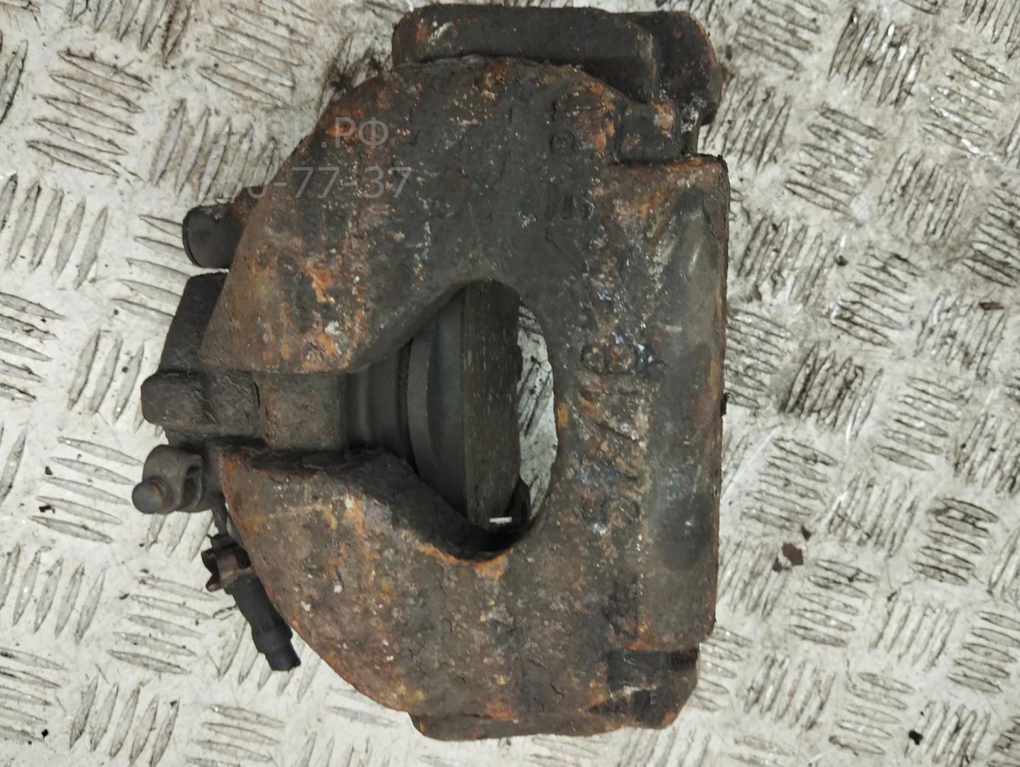 Суппорт передний правый