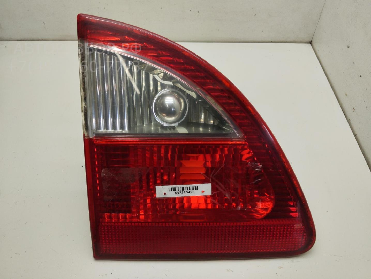 Фонарь задний внутренний левый