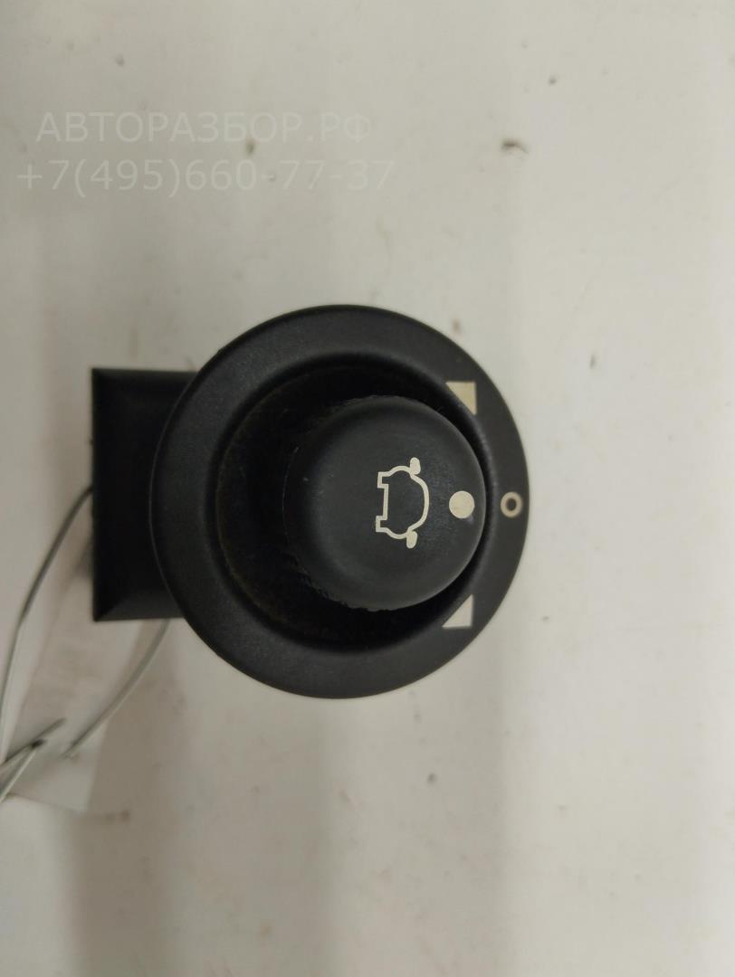 Кнопка регулировки зеркала