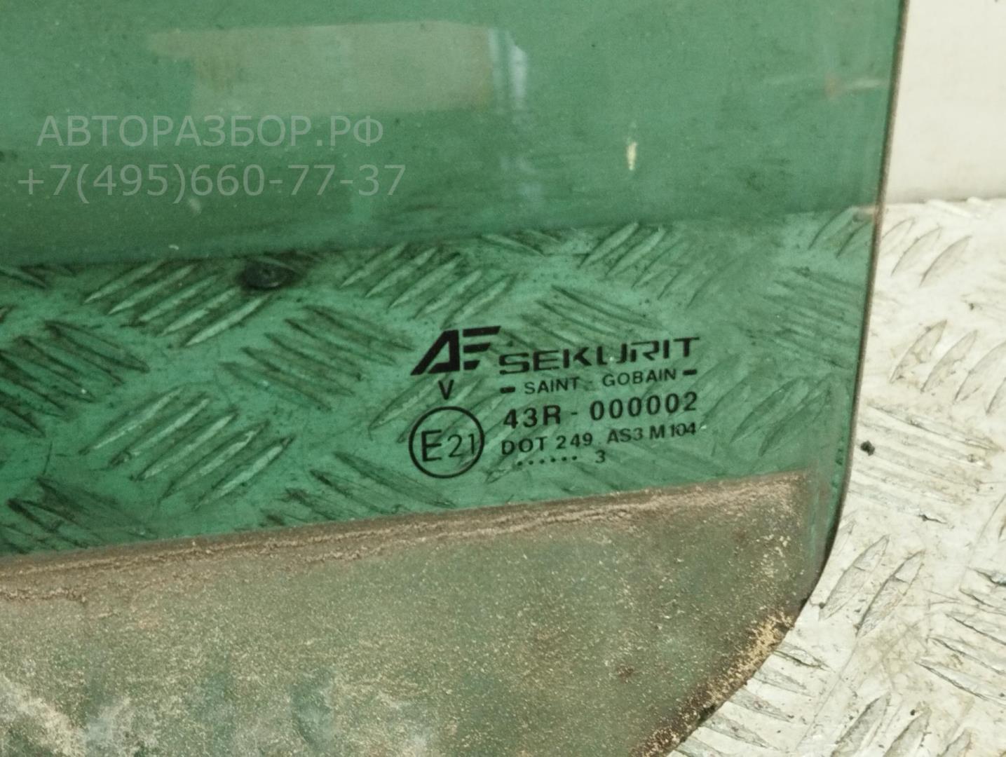 Стекло двери задней левой