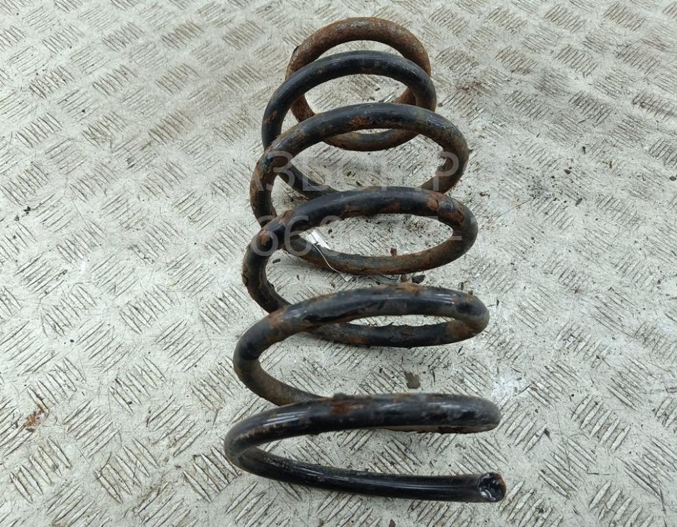 Пружина задняя