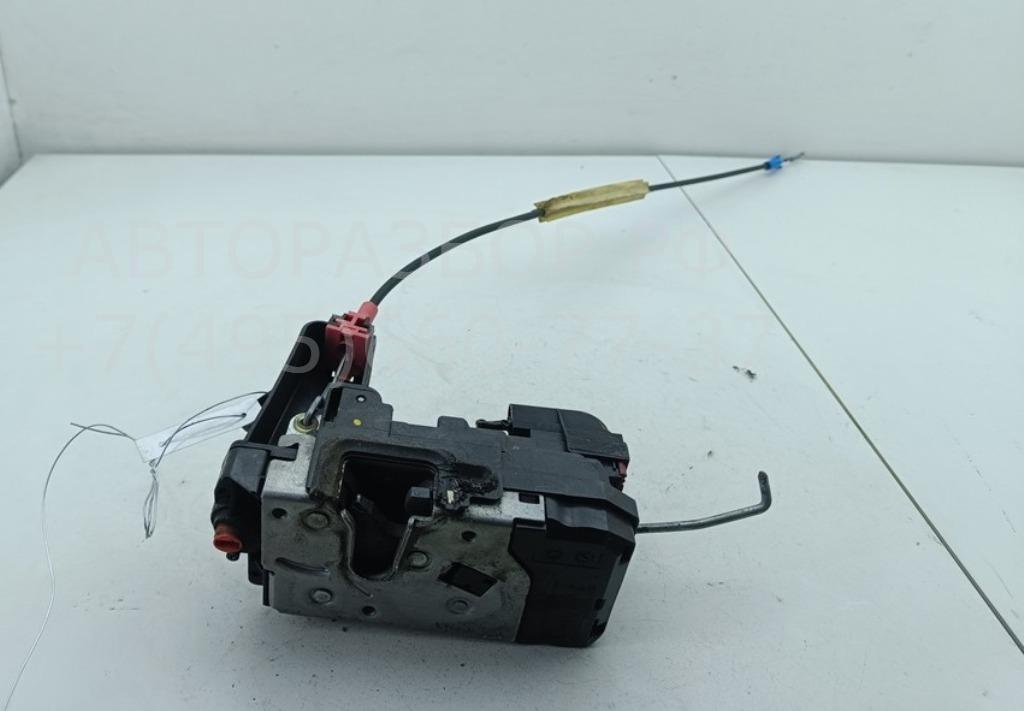 Замок двери задней правой