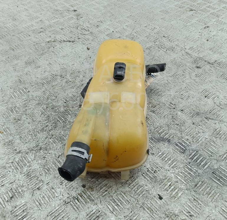 Бачок расширительный