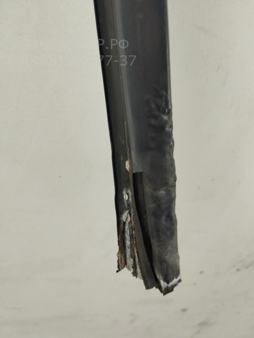 Уплотнитель двери