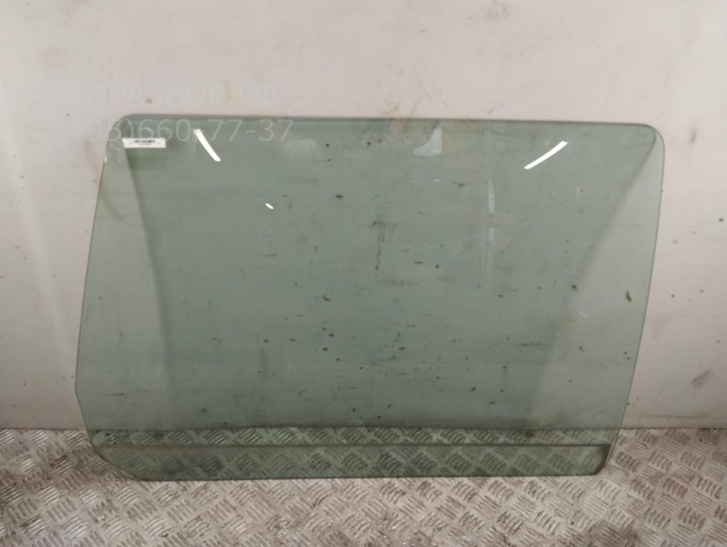 Стекло двери задней правой