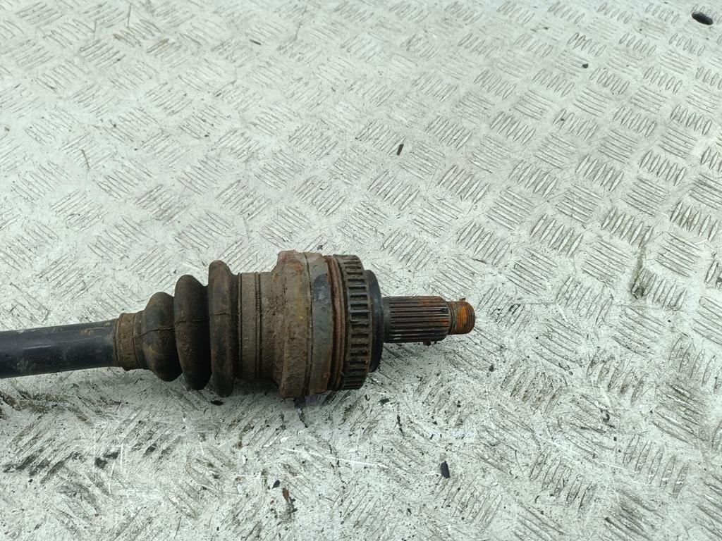 Полуось задняя