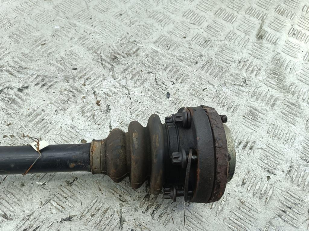 Полуось задняя