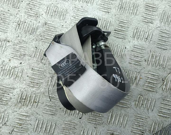 Ремень безопасности