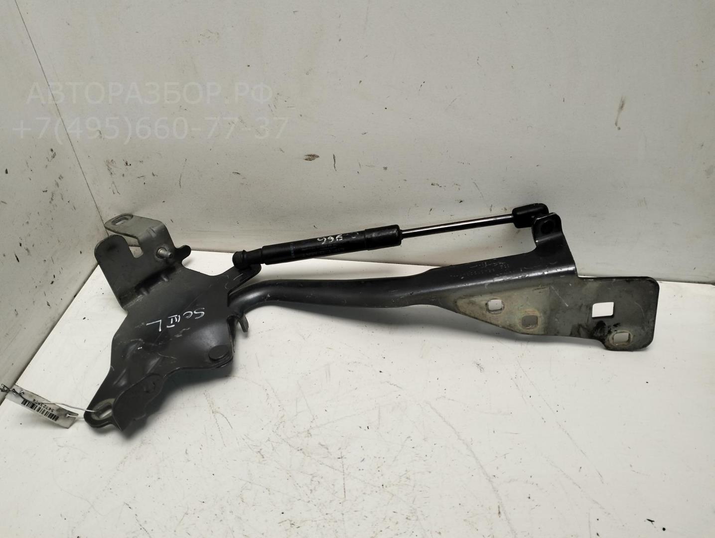 Петля капота левая