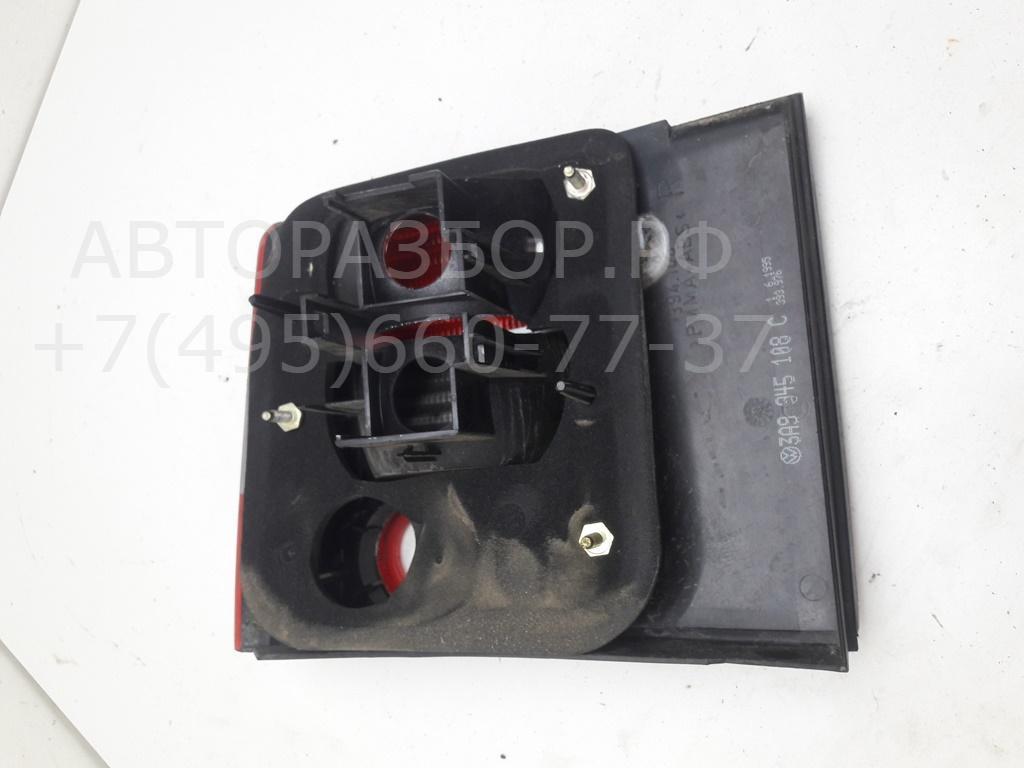 Фонарь задний внутренний правый